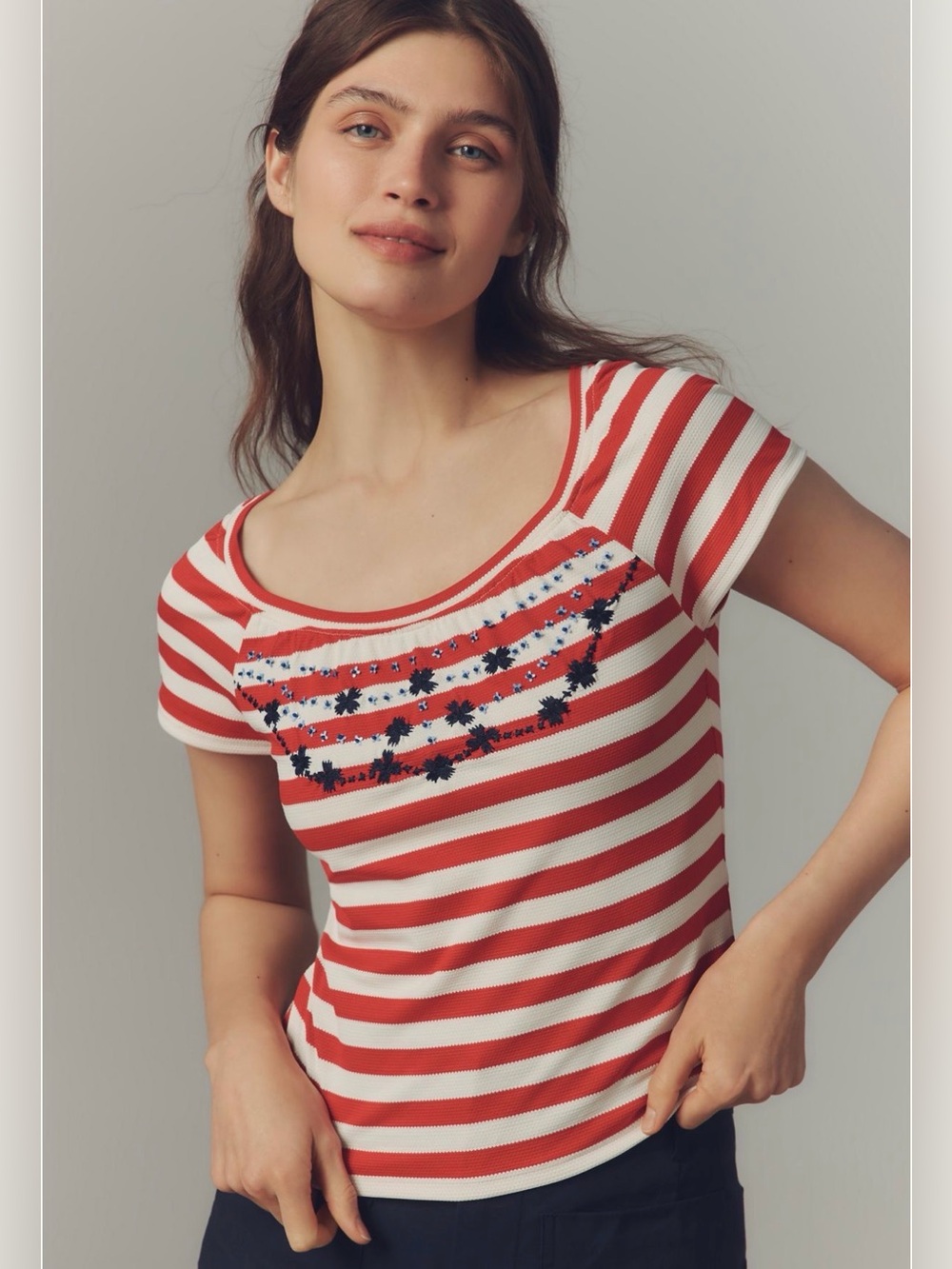 Anthropologie Maeve Embroidered Flowers Scoop Neck Tee XS NWT